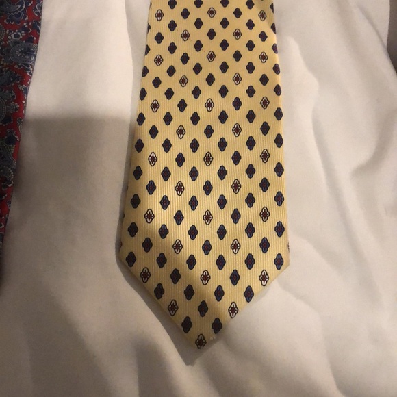 Ties Ties Ties. 8x silk ties to choose from. - Picture 6 of 13